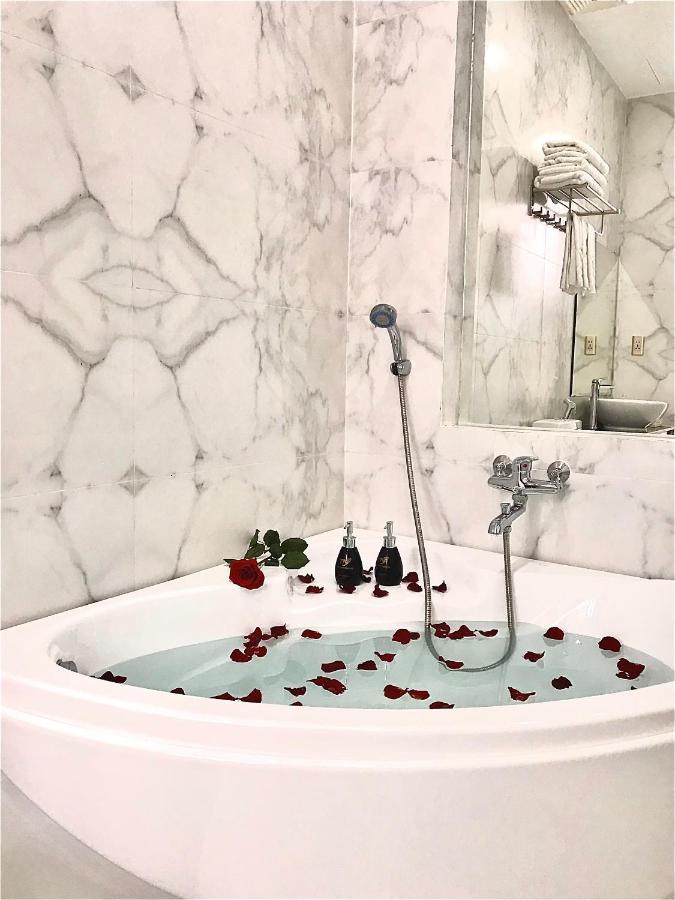 Anh Nguyet Da Nang Hotel Bagian luar foto